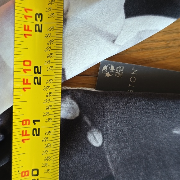 WORTHINGTON WOMENS LONG SLEEVE BLACK AND WHITE FLORAL BLOUSE SIZE PETITE LARGE - Picture 10 of 16